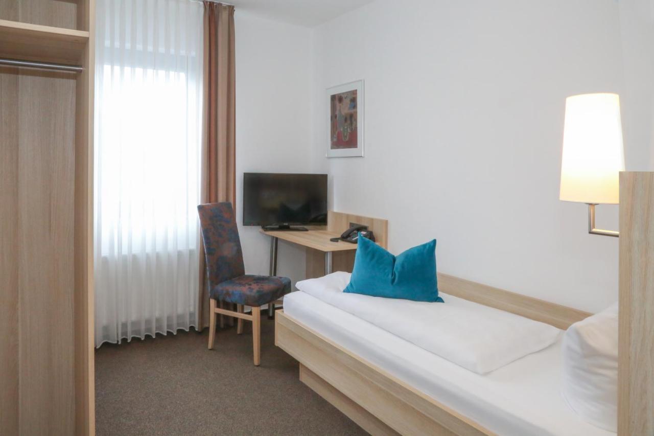 Hotel am Wasserfall Lingen  Exterior foto